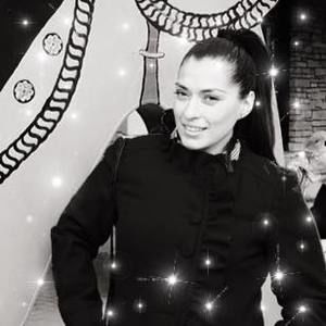 Meet your Posher, Brenda